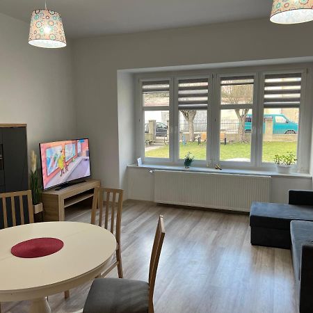 Ferienwohnung Apartament 3 Pokojowy Z Parkingiem Zabkowice Slaskie Exterior foto