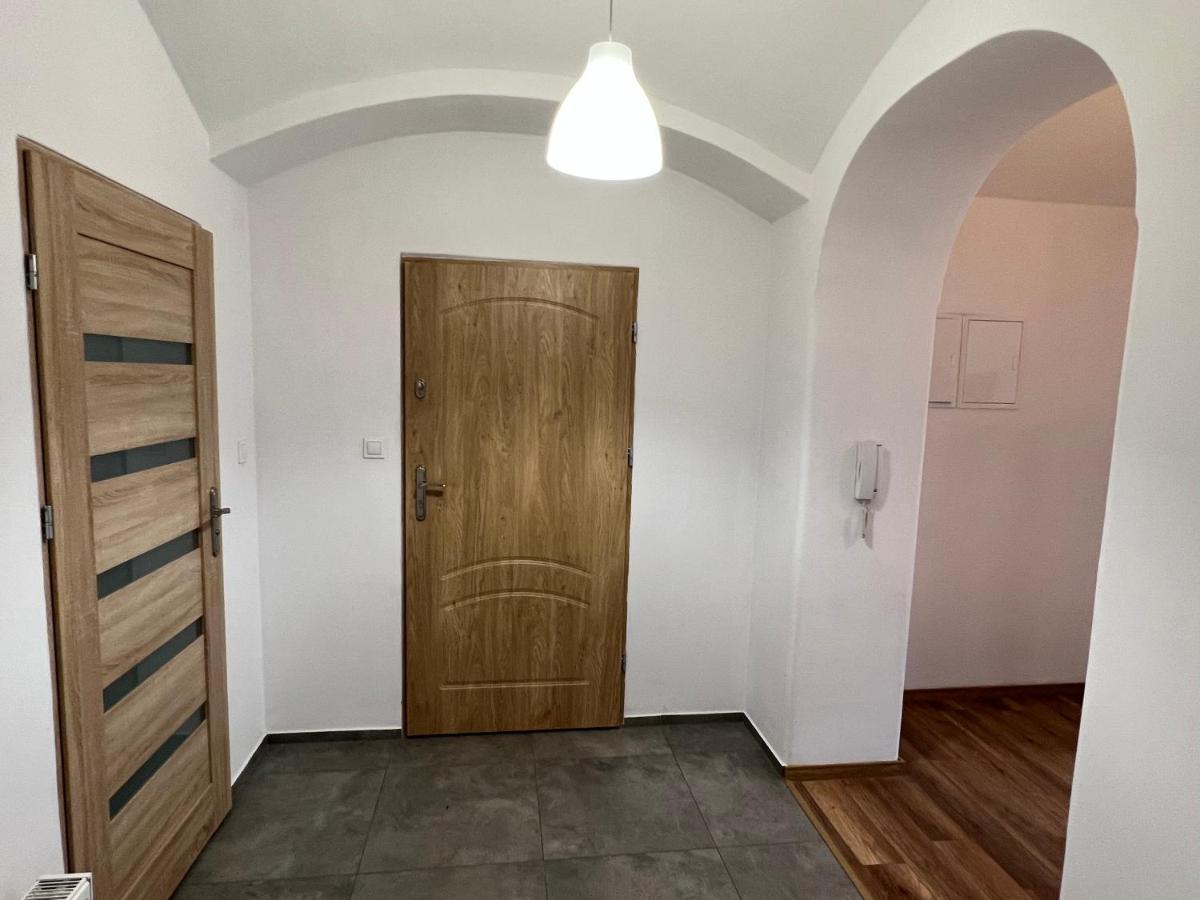 Ferienwohnung Apartament 3 Pokojowy Z Parkingiem Zabkowice Slaskie Exterior foto
