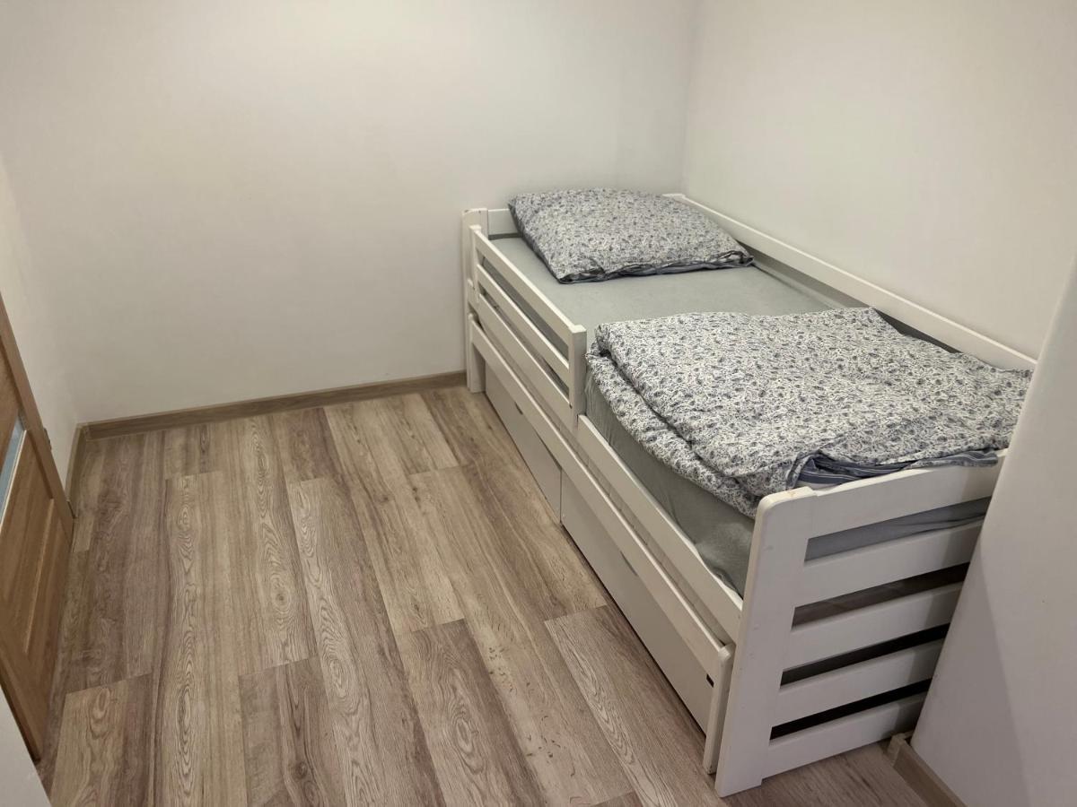 Ferienwohnung Apartament 3 Pokojowy Z Parkingiem Zabkowice Slaskie Exterior foto